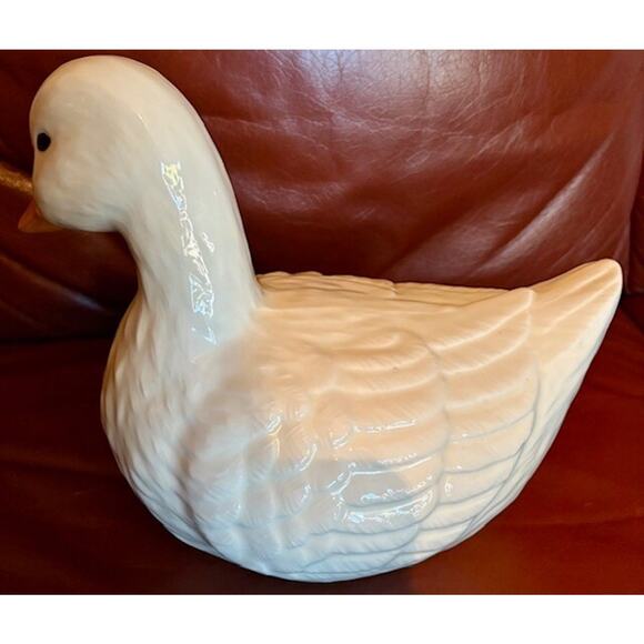 Vintage Goose Ceramic Figurine 9"x12" - Picture 3 of 7